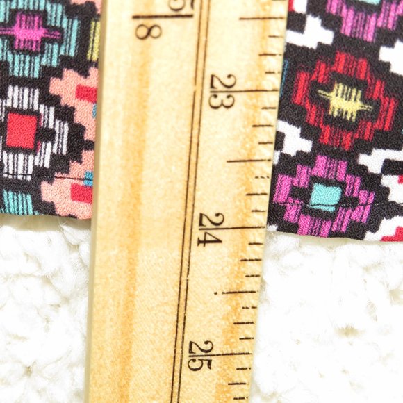 Stoosh* Women's Long Sleeve Curved Hem Collarless Split Neck Blouse Size~ Small‎ - Picture 6 of 7